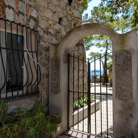 Terrazza Faraglioni Retreat